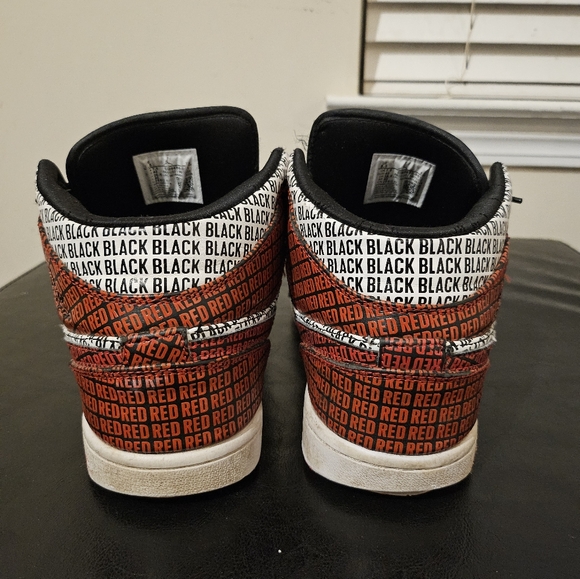Air jordan 1 - Picture 2 of 10